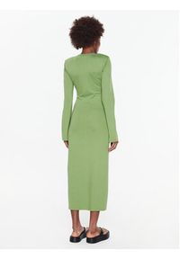 GESTUZ - Gestuz Sukienka codzienna Anka 10906826 Zielony Slim Fit. Okazja: na co dzień. Kolor: zielony. Materiał: wiskoza. Typ sukienki: proste. Styl: casual #2