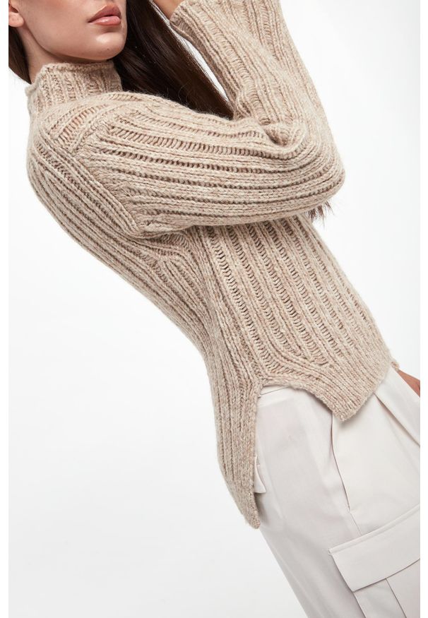 Golf damski wełniany PESERICO. Typ kołnierza: golf. Materiał: wełna