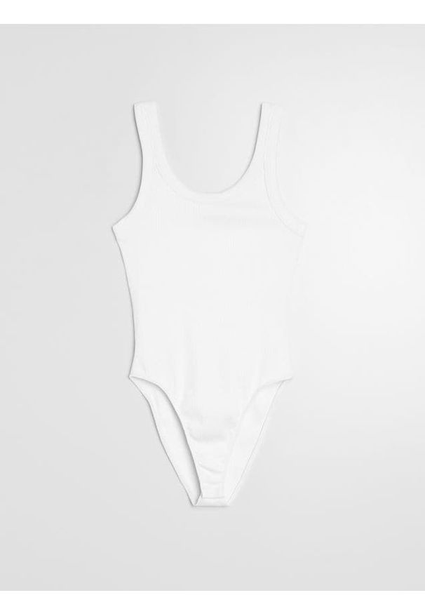 Sinsay - Bawełniane body na ramiączkach - biały. Kolor: biały. Materiał: bawełna. Długość rękawa: na ramiączkach