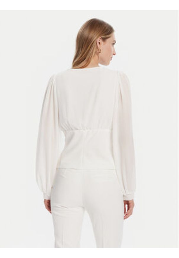 Rinascimento Bluzka CFC0126180003 Biały Regular Fit. Kolor: biały. Materiał: syntetyk