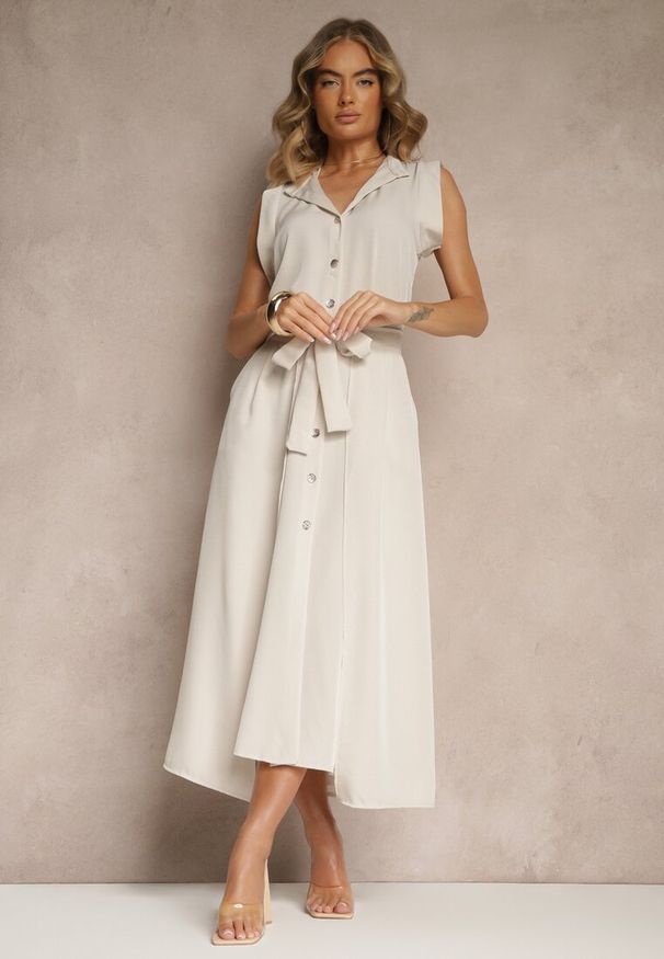 Renee - Beżowa Sukienka z Paskiem Koszulowa o Rozkloszowanym Fasonie Mavoselle. Okazja: na co dzień. Kolor: beżowy. Materiał: jeans. Typ sukienki: koszulowe. Styl: elegancki, casual