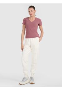 4f - 4F T-shirt slim gładki damski - różowy XS. Okazja: na co dzień. Typ kołnierza: dekolt w serek. Kolor: różowy. Materiał: bawełna, skóra. Wzór: gładki. Styl: casual #2