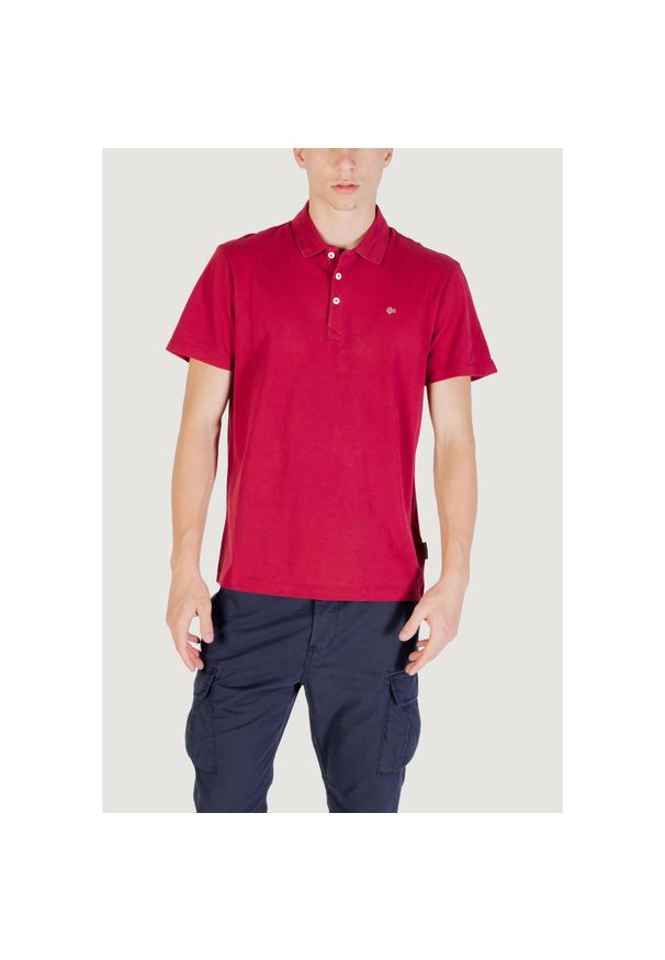 Napapijri - Polo z krótkim rękawem Mężczyzna NAPAPIJRI EALIS SS SUM. Typ kołnierza: polo. Kolor: czerwony. Materiał: bawełna. Długość rękawa: krótki rękaw. Długość: krótkie