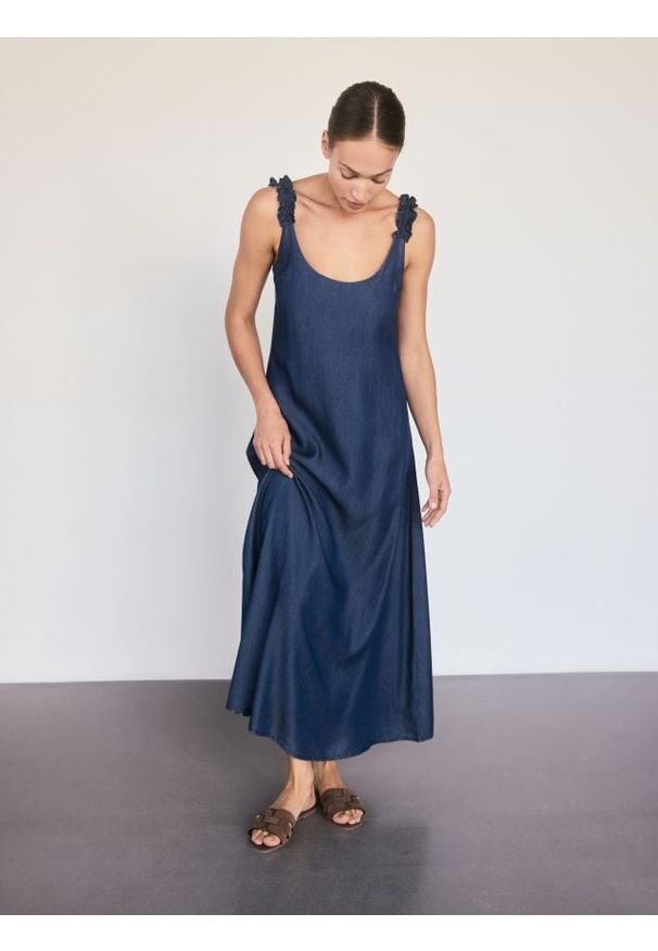 Reserved - Sukienka maxi z lyocellu - granatowy. Kolor: niebieski. Długość: maxi