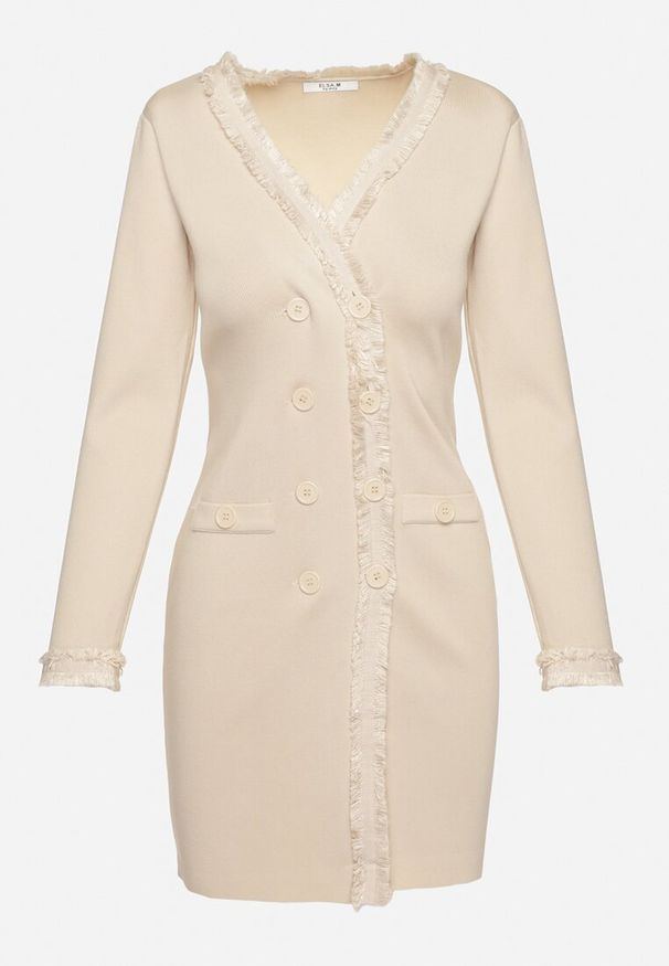 Born2be - Beżowa Sukienka Sweterkowa Dwurzędowa z Guzikami i Ozdobnymi Frędzlami Vluona. Kolor: beżowy. Materiał: materiał