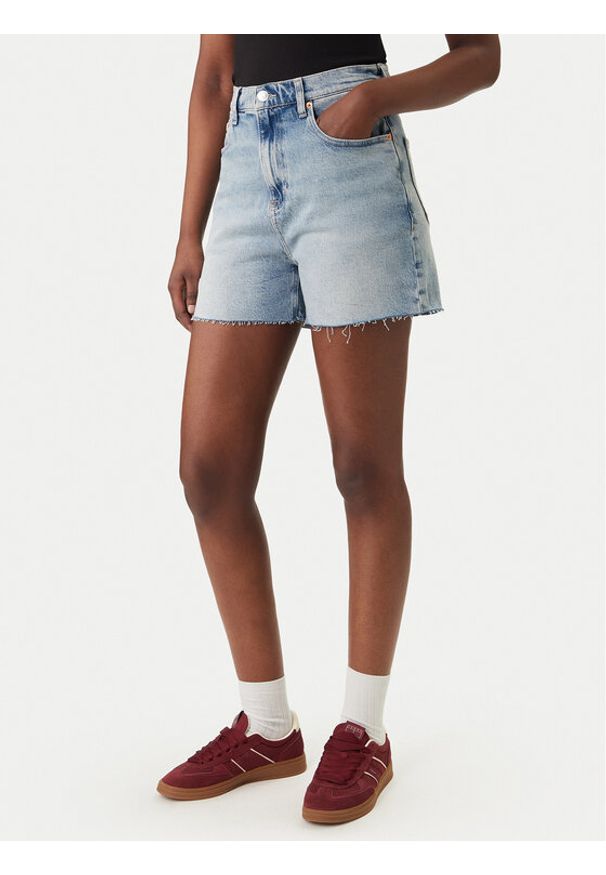 Tommy Jeans Szorty jeansowe DW0DW22694 Błękitny Straight Leg. Kolor: niebieski. Materiał: bawełna