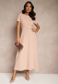 Renee - Różowa Sukienka o Rozkloszowanym Kroju z Ozdobnym Paskiem Desiliena. Okazja: na co dzień. Kolor: różowy. Materiał: denim. Typ sukienki: rozkloszowane. Styl: klasyczny, casual, elegancki