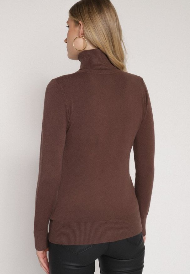 Born2be - Brązowy Golf Sweter z Wiskozą i Kaszmirem Zailaya. Okazja: na co dzień. Typ kołnierza: golf. Kolor: brązowy. Materiał: wiskoza, kaszmir. Styl: casual
