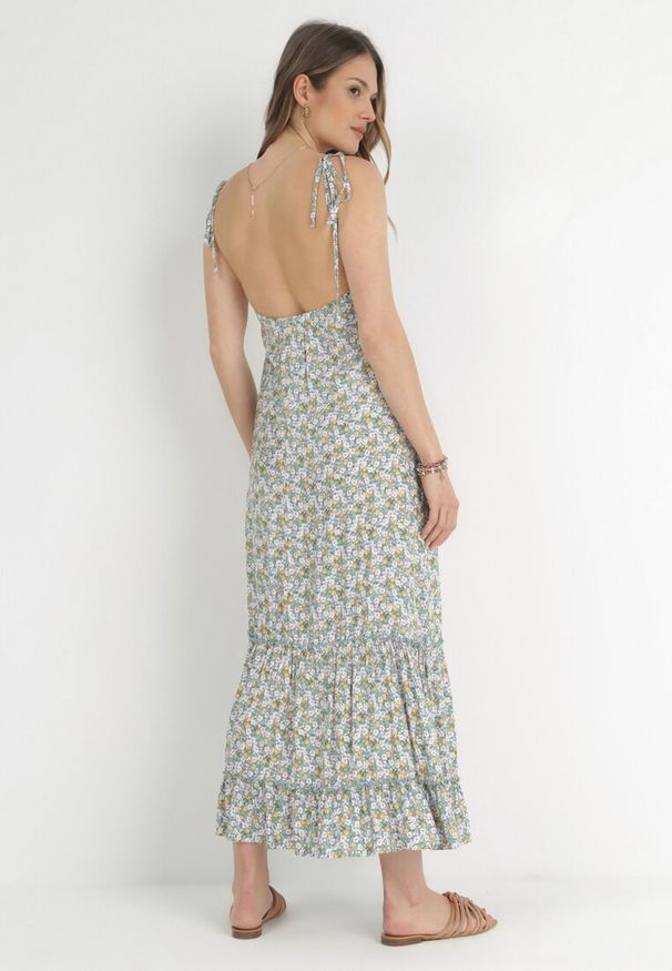 Born2be - Zielona Rozkloszowana Sukienka z Wiązanymi Ramiączkami i Odkrytymi Plecami Ratta. Kolor: zielony. Długość rękawa: na ramiączkach. Styl: wakacyjny