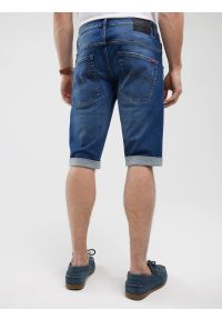 Big-Star - Szorty męskie jeansowe z przetarciami granatowe Conner 407. Okazja: na co dzień. Kolor: niebieski. Materiał: jeans. Sezon: lato. Styl: casual, retro, klasyczny