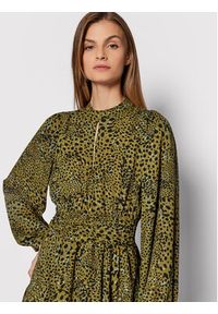 Vero Moda Sukienka codzienna Macy 10258112 Zielony Regular Fit. Okazja: na co dzień. Kolor: zielony. Materiał: syntetyk. Typ sukienki: proste. Styl: casual #2