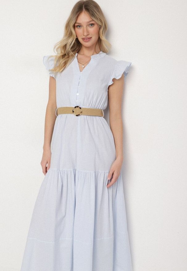 Born2be - Jasnoniebieska Bawełniana Sukienka Boho o Rozkloszowanym Kroju z Paskiem z Klamrą Iffalisse. Okazja: na spacer. Kolor: niebieski. Materiał: bawełna. Wzór: aplikacja. Typ sukienki: rozkloszowane. Styl: boho
