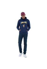 New Era - Bluza z kapturem Cleveland Cavaliers NBA. Typ kołnierza: kaptur. Kolor: niebieski. Sport: koszykówka