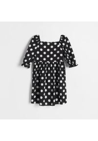 Reserved - Bawełniana sukienka w grochy - Czarny. Kolor: czarny. Materiał: bawełna. Wzór: grochy