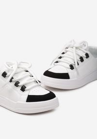 Renee - Biało-Czarne Sneakersy Trampki z Ozdobnymi Sznurówkami Leahia. Nosek buta: okrągły. Zapięcie: sznurówki. Kolor: biały. Obcas: na obcasie. Wysokość obcasa: niski #4