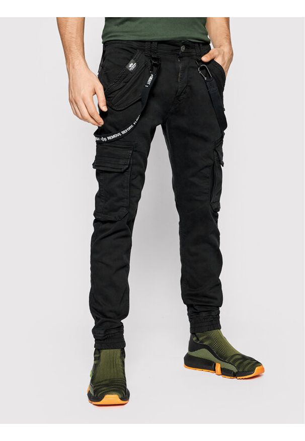 Alpha Industries Spodnie materiałowe Utility 128202 Czarny Slim Fit. Kolor: czarny. Materiał: materiał, bawełna