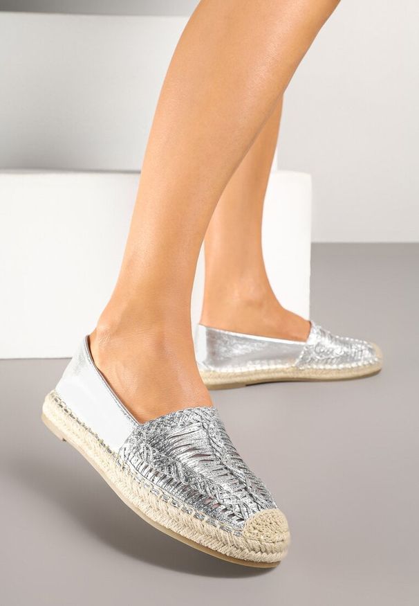 Renee - Srebrne Espadryle z Ozdobną Plecionką na Cholewce w Stylu Boho Adisella. Okazja: na co dzień. Kolor: srebrny. Materiał: jeans. Szerokość cholewki: normalna. Styl: boho