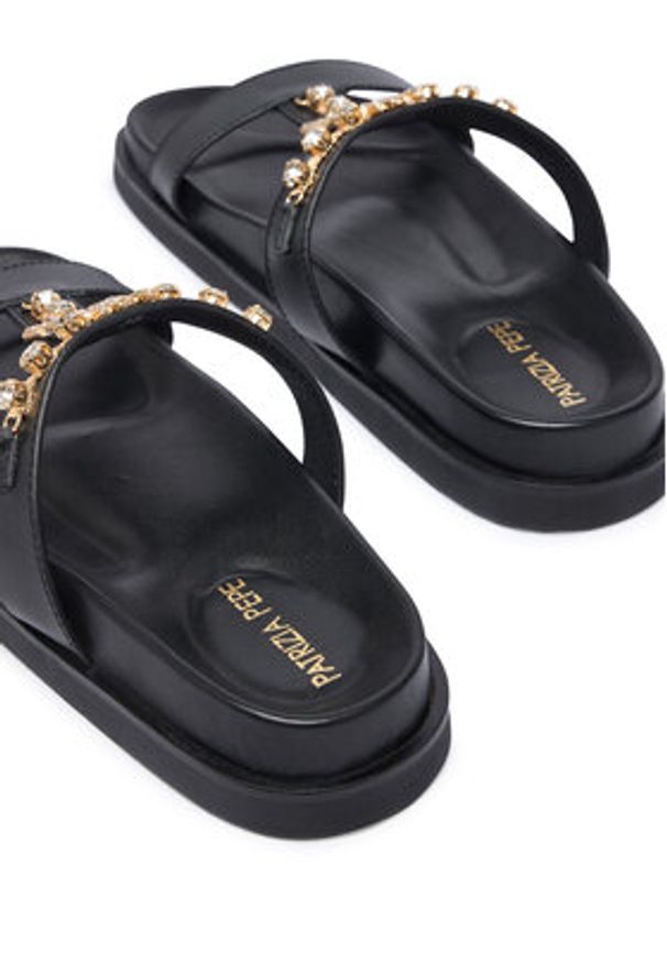 Patrizia Pepe Klapki PPJ409.31 Czarny. Kolor: czarny. Materiał: skóra