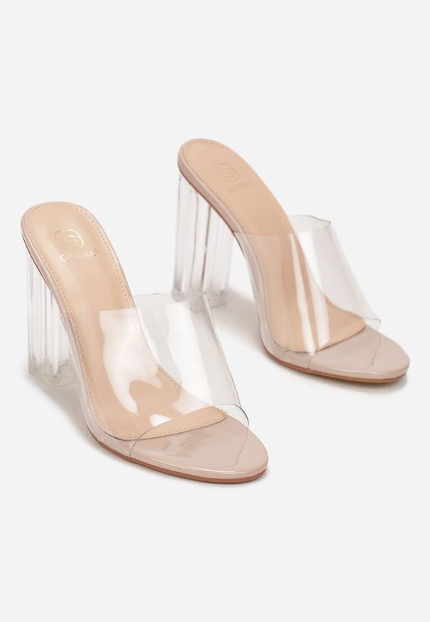 Renee - Beżowe Klapki z Transparentnym Paskiem i Obcasem Typu Słupek Zamallo. Kolor: beżowy. Sezon: wiosna, lato. Obcas: na obcasie. Wysokość obcasa: średni