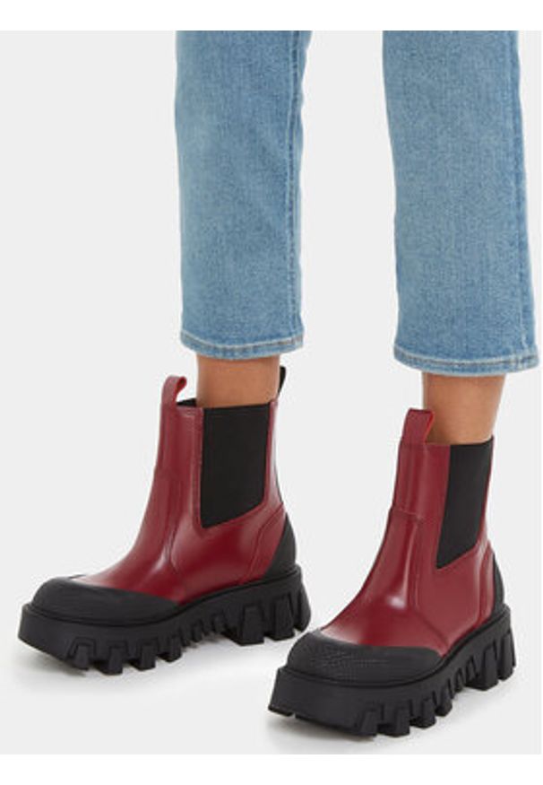 Tommy Jeans Sztyblety Tjw Chunky Chelsea Mix Material EN0EN02375 Czerwony. Kolor: czerwony. Materiał: skóra
