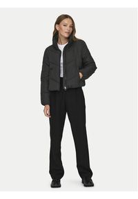 only - ONLY Kurtka zimowa Maggi 15308639 Czarny Regular Fit. Kolor: czarny. Materiał: syntetyk. Sezon: zima #6