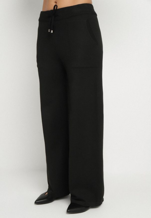 Born2be - Szary Dzianinowy Komplet Szerokie Spodnie i Kardigan z Lamówkami Gioresa. Kolor: szary. Materiał: dzianina. Wzór: gładki