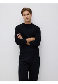 Reserved - Sweter z wiskozą - czarny. Kolor: czarny. Materiał: wiskoza #1