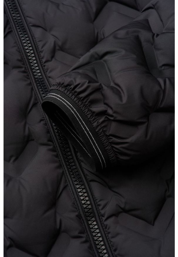 Blauer USA - BLAUER Czarna kurtka męska Pier Short Jackets. Typ kołnierza: kaptur. Kolor: czarny. Materiał: poliamid, puch. Styl: elegancki