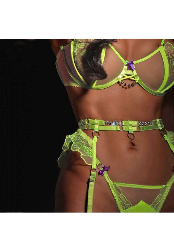 Intica - Komplet bielizny z haftem elegancki i komfortowy Nicholle. Kolor: zielony. Materiał: materiał. Wzór: haft