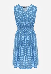 Born2be - Niebieska Sukienka Midi z Wiskozy z Cienkimi Gumkami w Pasie i Kopertowym Dekoltem Manni. Typ kołnierza: dekolt kopertowy. Kolor: niebieski. Materiał: wiskoza. Długość rękawa: bez rękawów. Wzór: kwiaty. Typ sukienki: kopertowe. Długość: midi #2