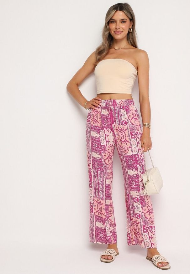 Born2be - Różowe Spodnie Palazzo z Wiskozy z Gumką w Talii Lirfea. Okazja: na co dzień. Kolor: różowy. Materiał: wiskoza. Styl: boho, klasyczny, elegancki, casual
