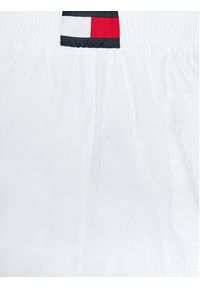TOMMY HILFIGER - Tommy Hilfiger Szorty kąpielowe UM0UM03280 Biały Regular Fit. Kolor: biały. Materiał: syntetyk #3