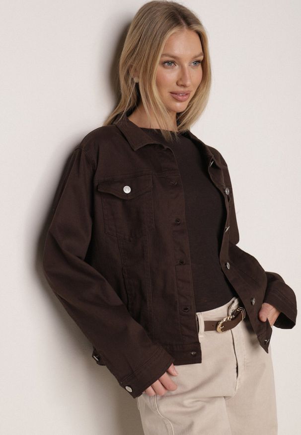 Born2be - Ciemnobrązowa Bawełniana Kurtka Jeansowa Perimea. Kolor: brązowy. Materiał: bawełna, jeans