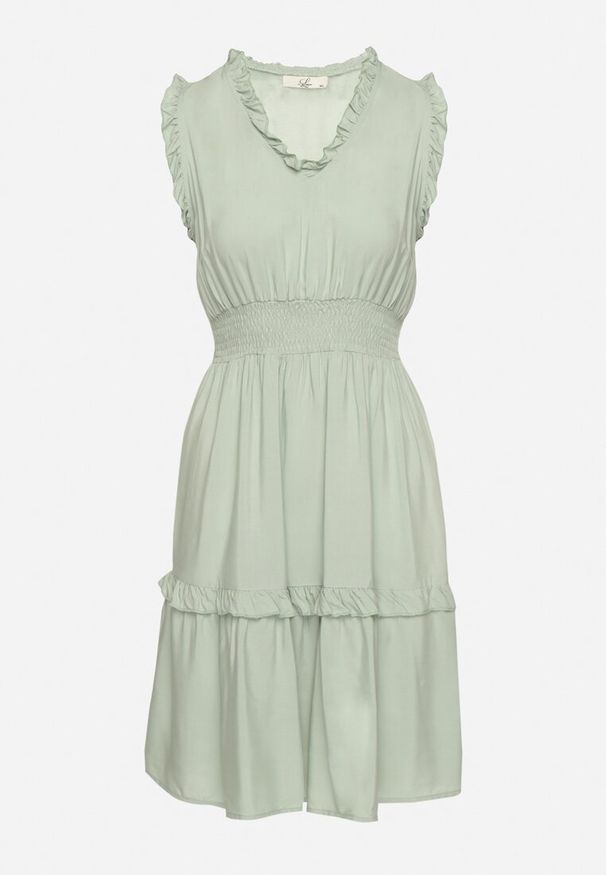Born2be - Jasnozielona Sukienka z Wiskozą o Rozkloszowanym Kroju Bez Rękawów Folerose. Typ kołnierza: dekolt w serek. Kolor: zielony. Materiał: wiskoza. Długość rękawa: bez rękawów. Sezon: wiosna, lato. Typ sukienki: rozkloszowane. Styl: elegancki