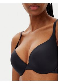 Hunkemöller Biustonosz push-up Smooth 206746 Czarny. Kolor: czarny. Materiał: syntetyk. Rodzaj stanika: push-up