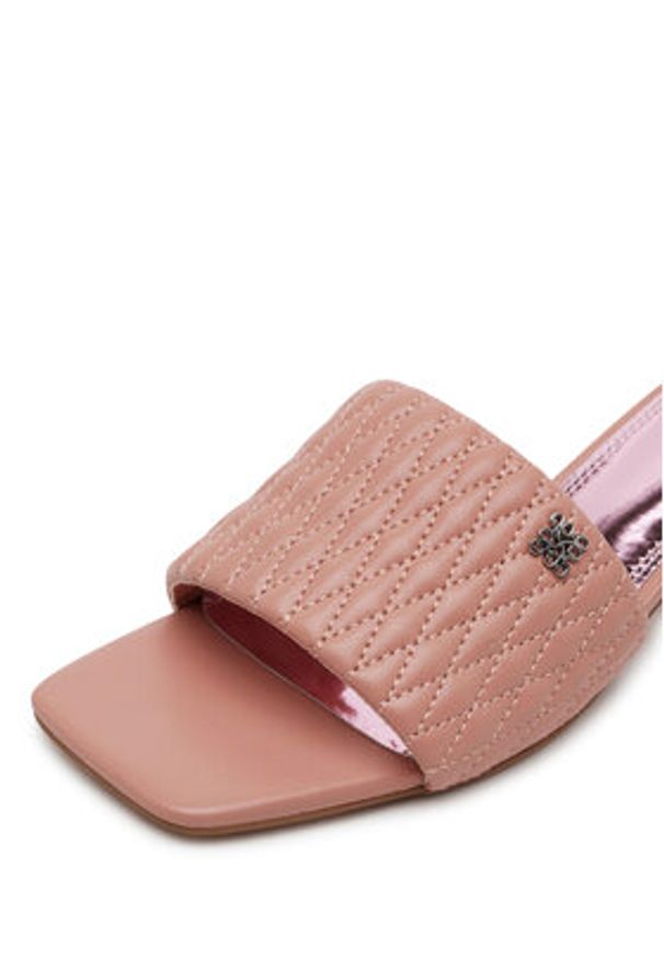 Nine West Klapki S4S96897-01 Różowy. Kolor: różowy. Materiał: syntetyk, materiał