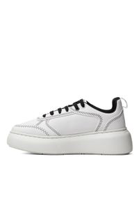 Sneakersy damskie białe Armani Exchange XDX077 XV411 00152. Kolor: biały
