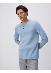 Reserved - Strukturalny sweter z bawełny - jasnoniebieski. Kolor: niebieski. Materiał: bawełna