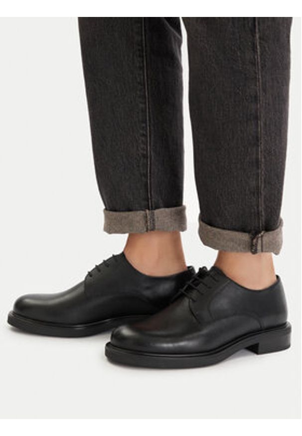 Vagabond Shoemakers Oxfordy Freya 6006-201-20 Czarny. Kolor: czarny. Materiał: skóra