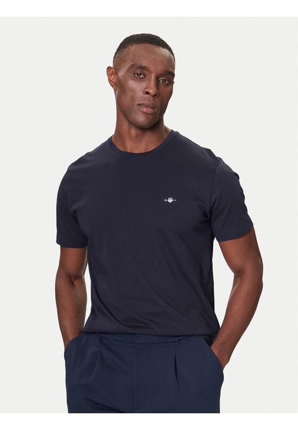 GANT - Gant T-Shirt 2004080 Granatowy Regular Fit. Kolor: niebieski. Materiał: bawełna