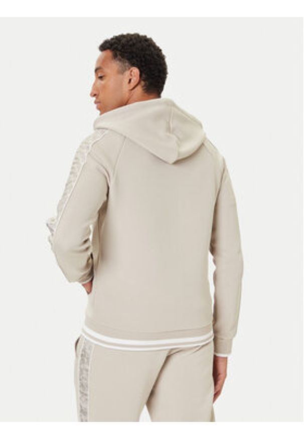 Guess Bluza Z5BQ12 KB3P2 Beżowy Regular Fit. Kolor: beżowy. Materiał: bawełna, syntetyk