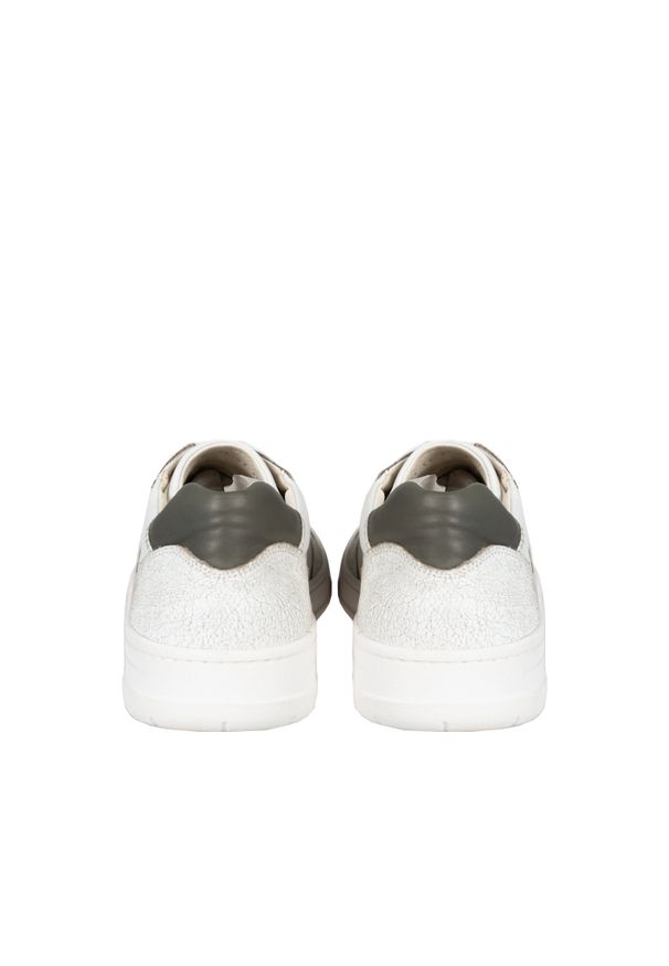 Geox Sneakersy "Magnete" | U25DXA 03185 | Mężczyzna | Biały. Okazja: na spacer, na co dzień. Nosek buta: okrągły. Kolor: biały. Materiał: skóra. Sezon: lato. Sport: turystyka piesza