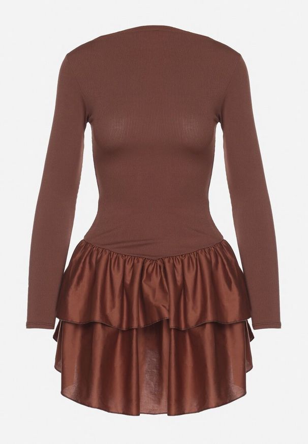 Born2be - Brązowa Rozkloszowana Sukienka z Długim Rękawem i Falbanką Reonaria. Okazja: na co dzień. Kolor: brązowy. Długość rękawa: długi rękaw. Styl: casual, elegancki