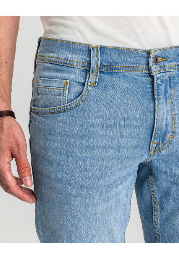 Męskie Spodnie Jeansowe Mustang Style Oregon Tapered Denim Blue 1017123 5000 401