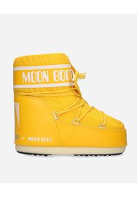 Moon Boot - MOON BOOT - Żółte śniegowce Classic Low 2. Wysokość cholewki: przed kostkę. Kolor: żółty. Materiał: kauczuk, puch, nylon. Szerokość cholewki: normalna. Sezon: zima. Obcas: na koturnie. Styl: klasyczny, sportowy #2