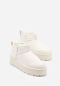 Renee - Beżowe Wsuwane Śniegowce z Futerkowym Ociepleniem na Platformie Eslin. Okazja: na co dzień. Zapięcie: bez zapięcia. Kolor: beżowy. Materiał: jeans, puch. Obcas: na platformie. Styl: casual, elegancki #6