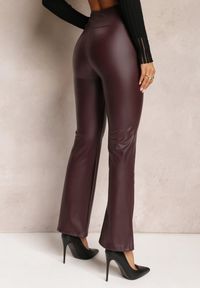 Renee - Bordowe Spodnie o Fasonie Dzwonów z Ekoskóry i z Gumką w Pasie Dawi. Okazja: na co dzień. Kolor: czerwony. Styl: casual #4