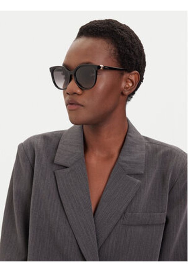 Furla Okulary przeciwsłoneczne Sunglasses WD00149-A.0116-O6000-4-401-20-CN-D Czarny. Kolor: czarny