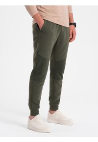 Ombre Clothing - Męskie spodnie dresowe ze wstawkami z tkaniny ottoman - ciemnooliwkowe V3. Kolor: oliwkowy. Materiał: tkanina, dresówka
