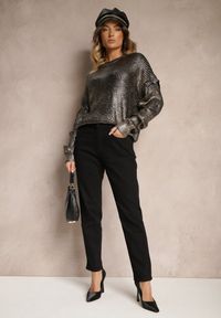 Renee - Czarne Jeansy Mom Fit z Bawełną High Waist Wessemi. Okazja: na co dzień, na spotkanie biznesowe. Stan: podwyższony. Kolor: czarny. Wzór: aplikacja. Styl: biznesowy, elegancki, casual #4